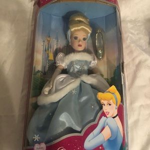 cinderella porcelain keepsake doll 2003